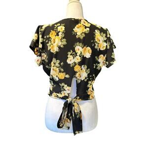 Active USA yellow & black floral spring top Size M